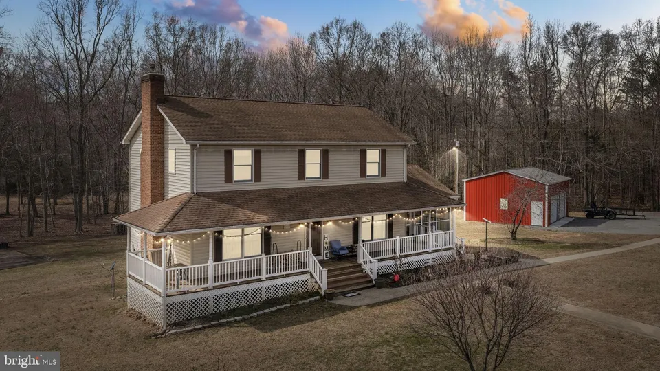Property in Louisa