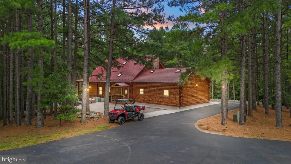 Property in Louisa
